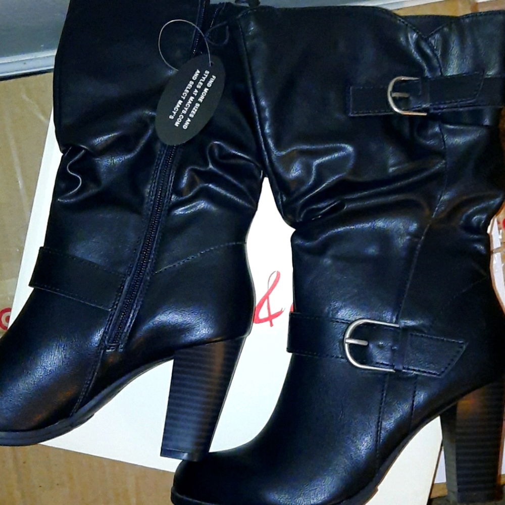 New with tags Black Boots